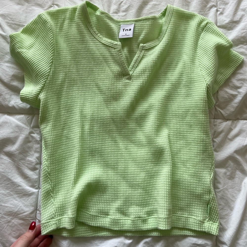 Aritzia, TNA waffle notch cropped T-shirt